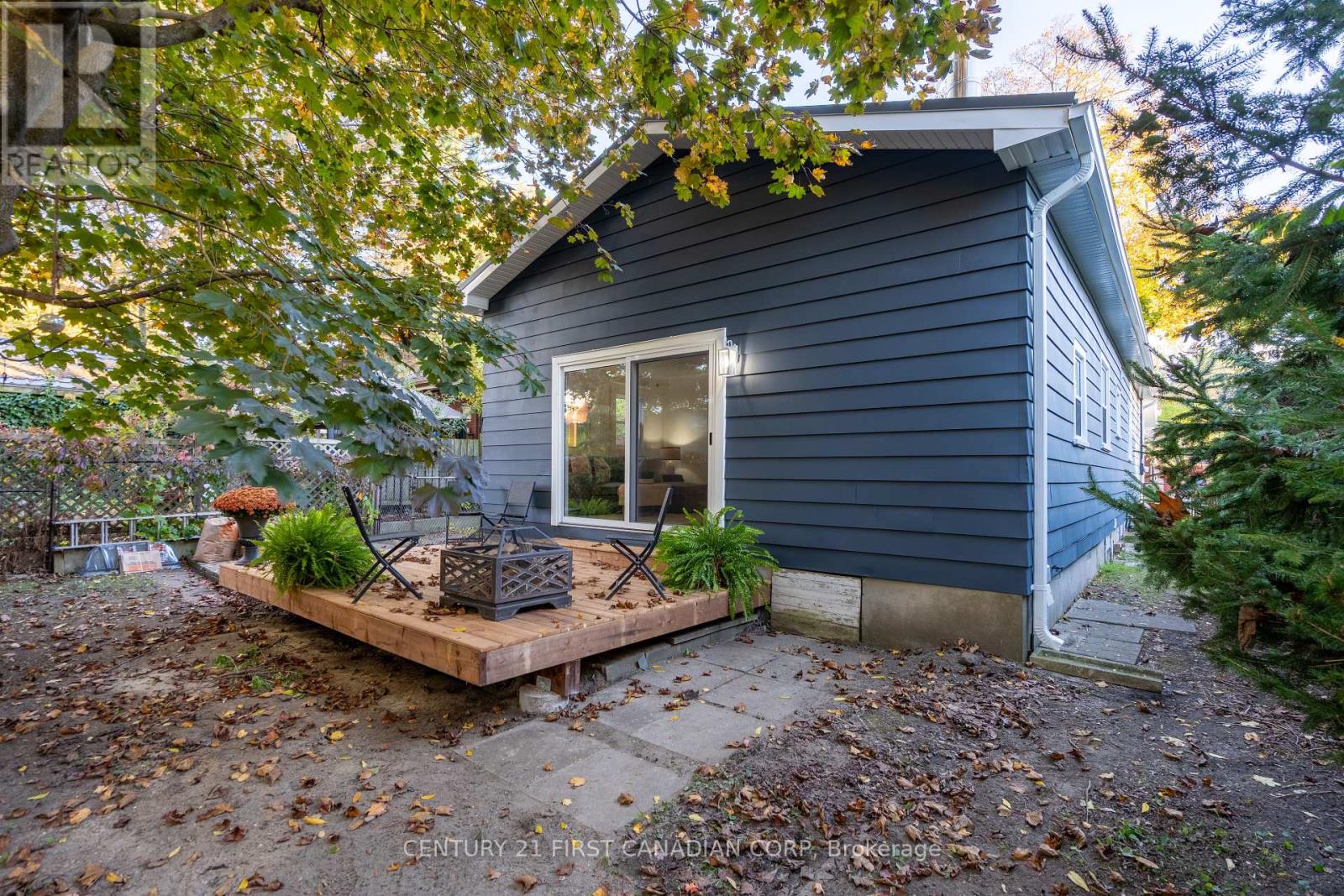 46 Victor Street, London South, Ontario  N6C 1B7 - Photo 23 - X12486134