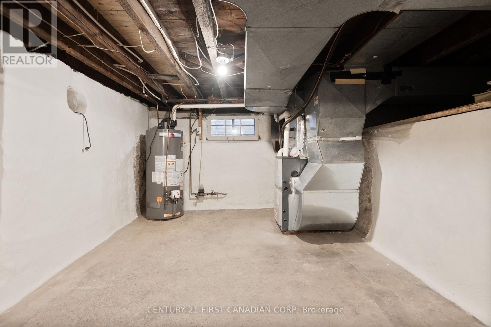 46 Victor Street, London South, Ontario  N6C 1B7 - Photo 26 - X12486134