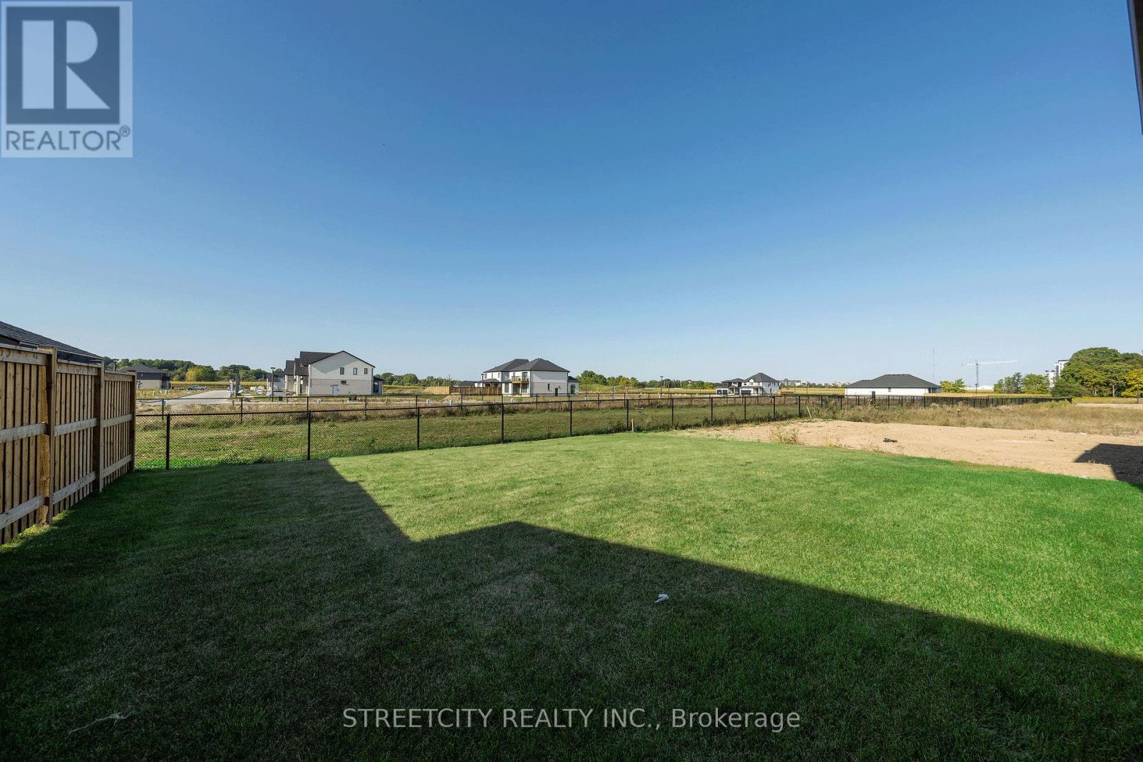 6354 Old Garrison Boulevard, London South, Ontario  N6P 0H3 - Photo 35 - X12486151