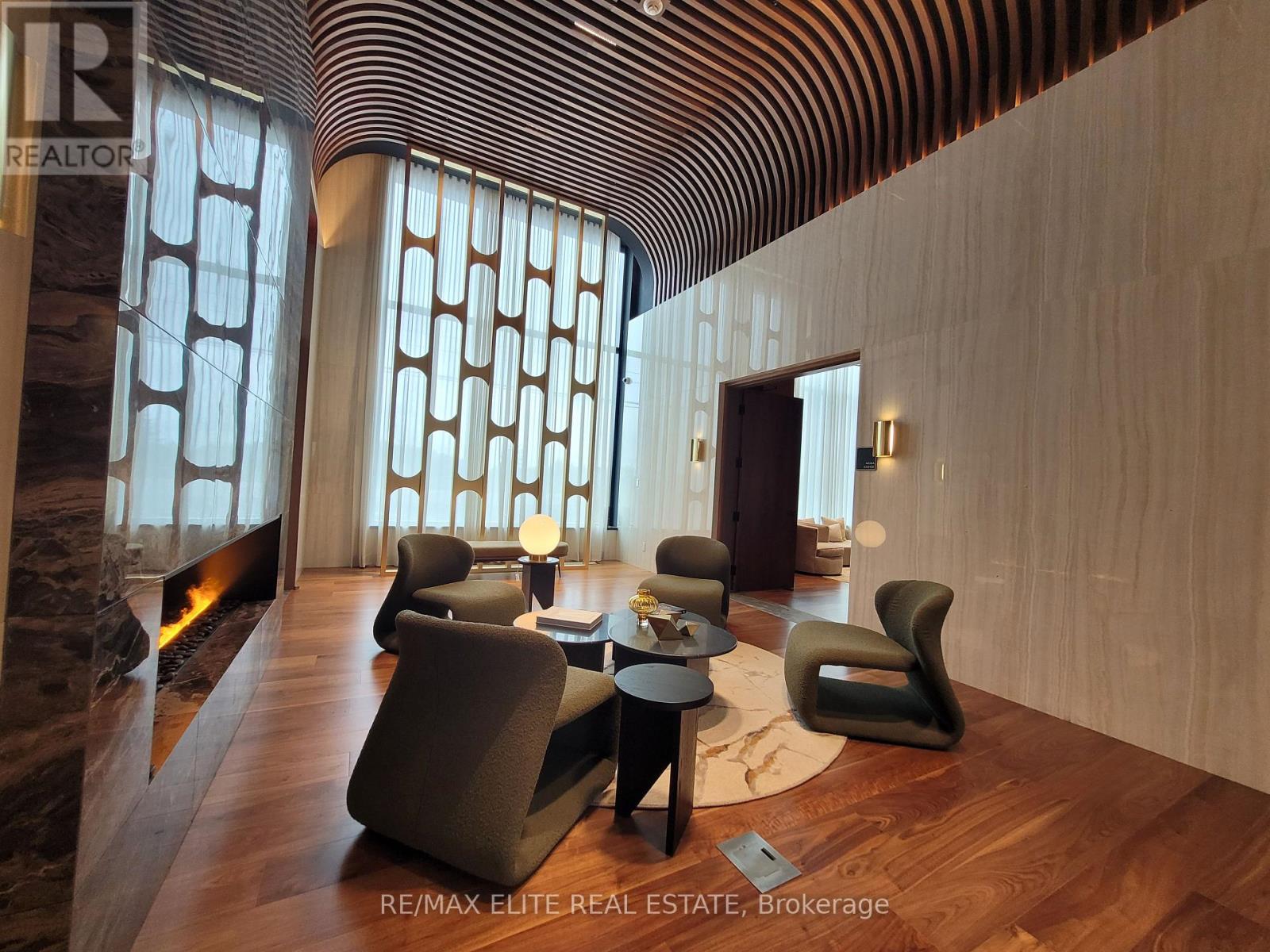 1104 - 3240 William Coltson Avenue, Oakville, Ontario  L6H 8C8 - Photo 16 - W12486072