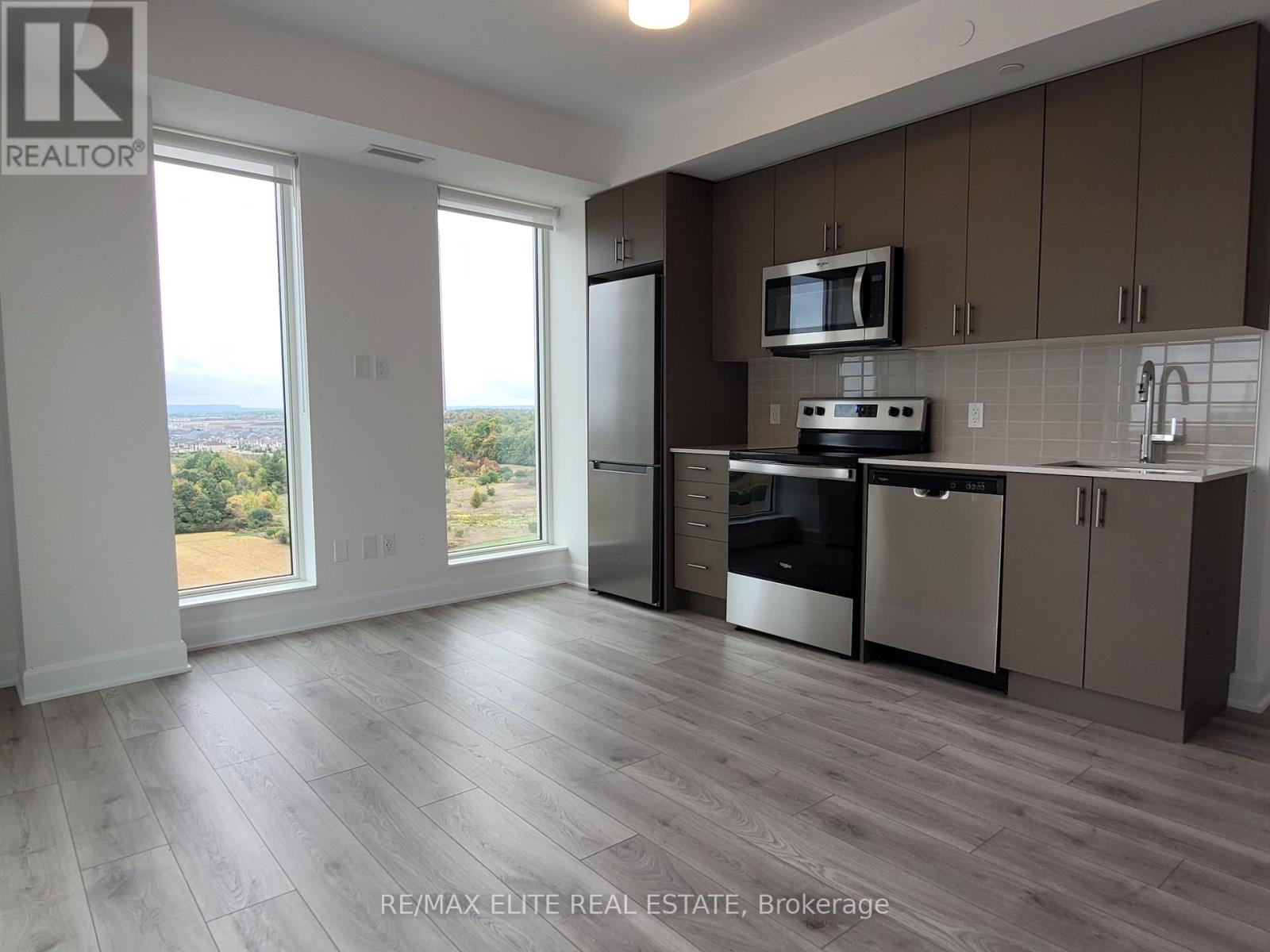 1104 - 3240 William Coltson Avenue, Oakville, Ontario  L6H 8C8 - Photo 3 - W12486072