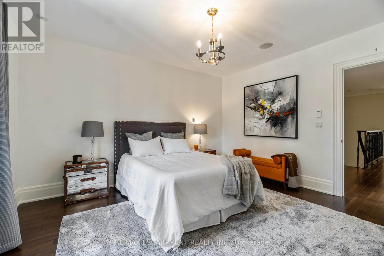 1476 Carmen Drive, Mississauga, Ontario  L5G 3Z1 - Photo 32 - W12486076