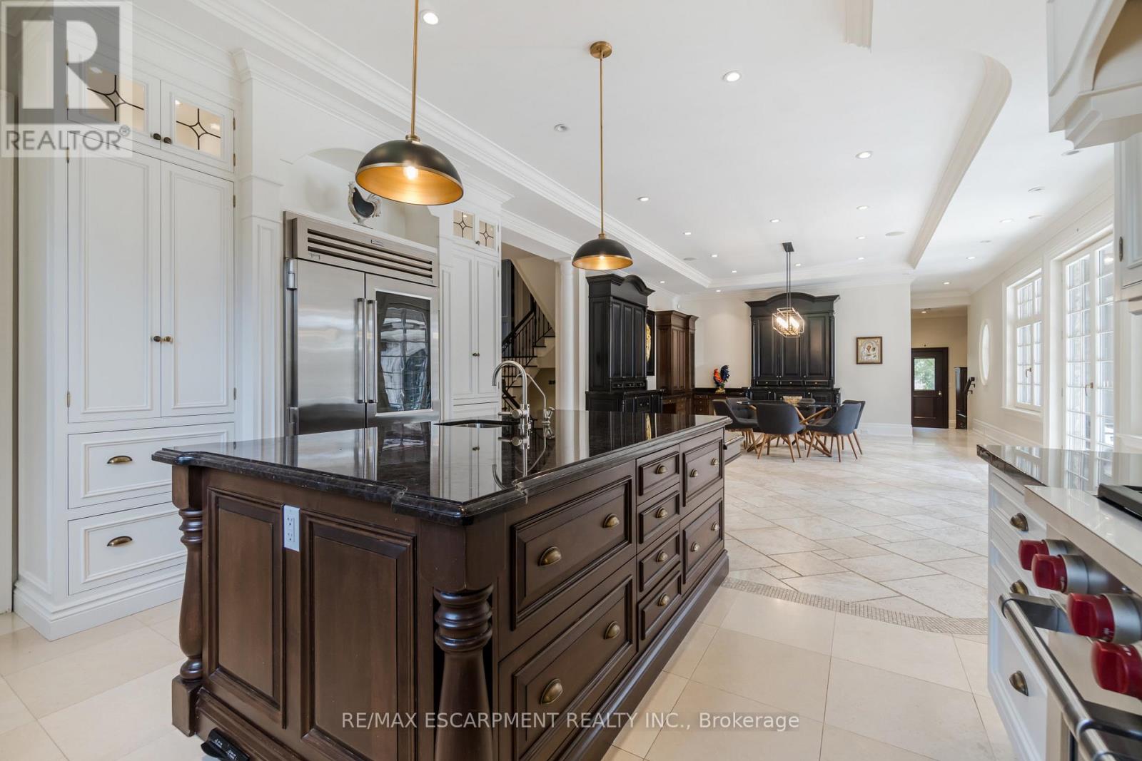 1476 Carmen Drive, Mississauga, Ontario  L5G 3Z1 - Photo 8 - W12486076