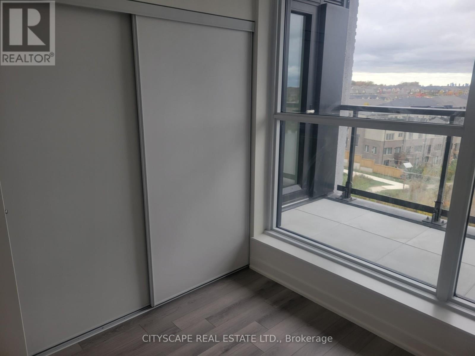 603 - 3071 Trafalgar Road, Oakville, Ontario  L6H 8C5 - Photo 5 - W12486079