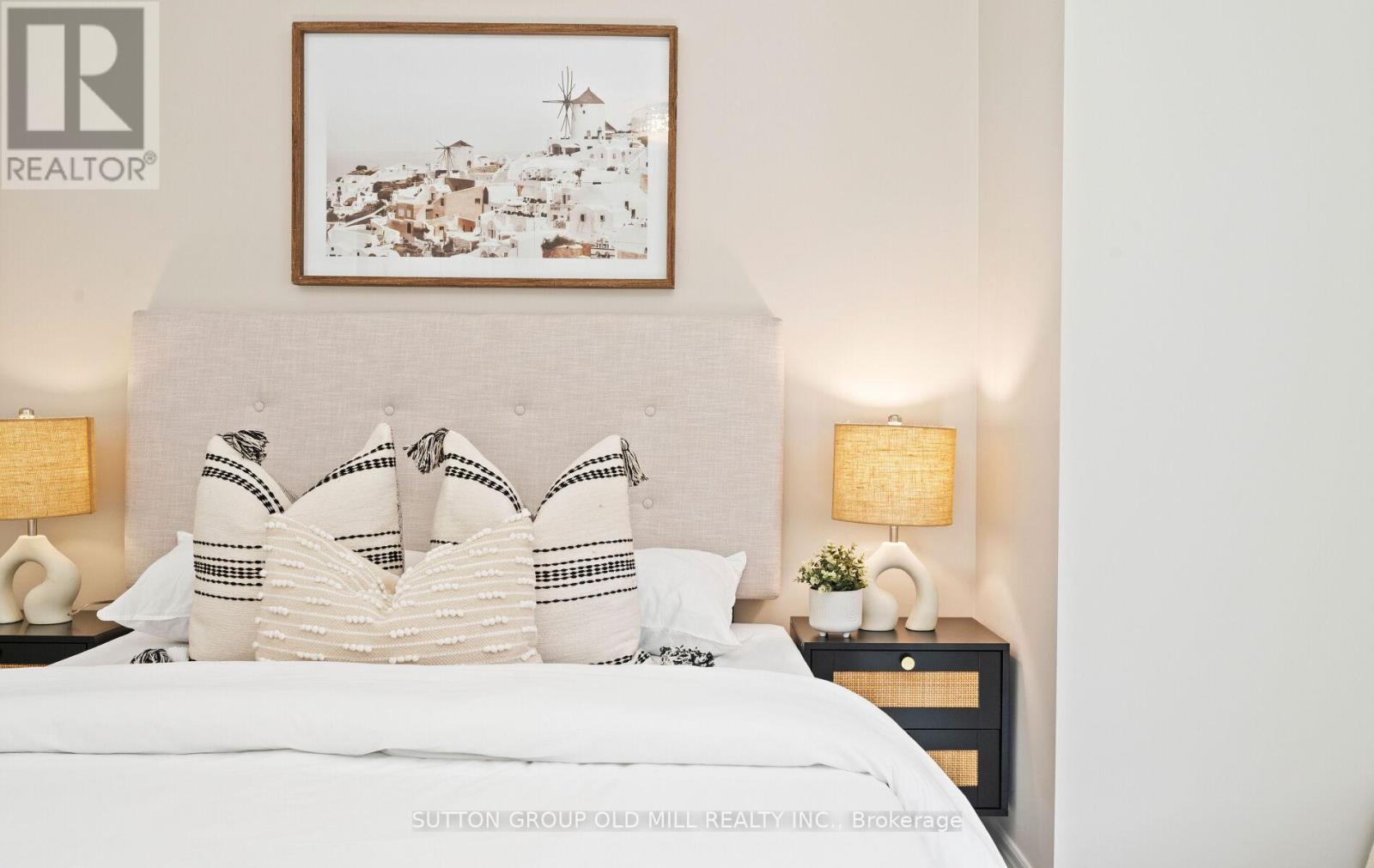 3304 Stalybridge Drive, Oakville, Ontario  L6M 0K8 - Photo 25 - W12486087