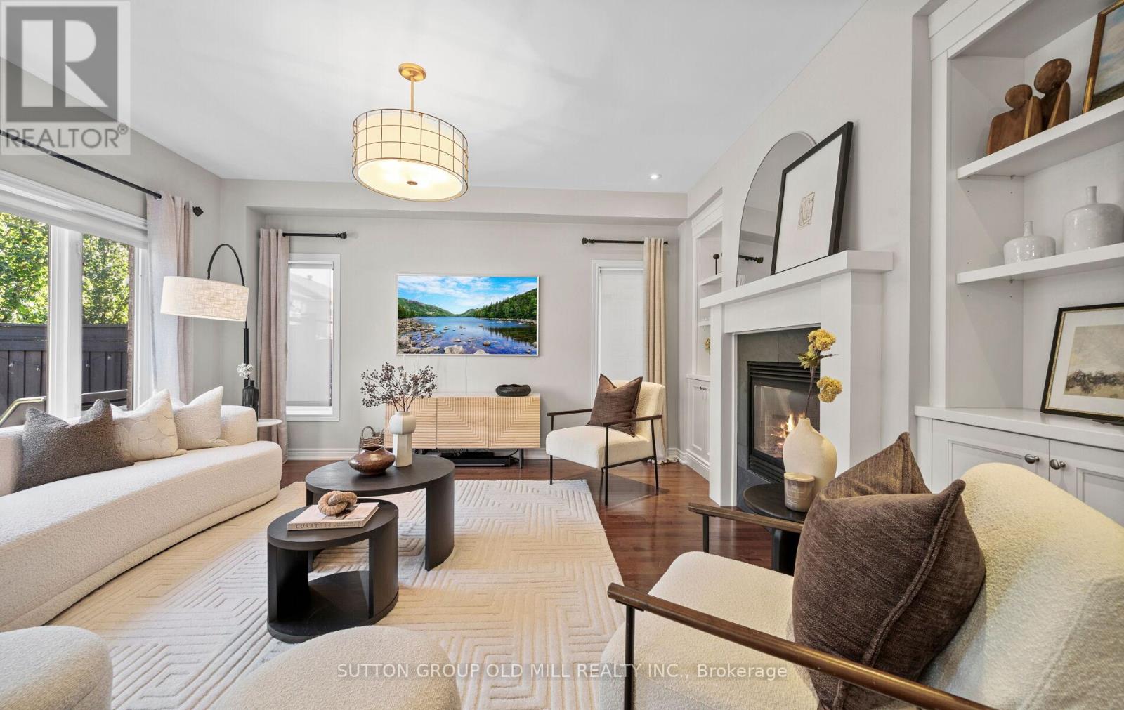 3304 Stalybridge Drive, Oakville, Ontario  L6M 0K8 - Photo 6 - W12486087