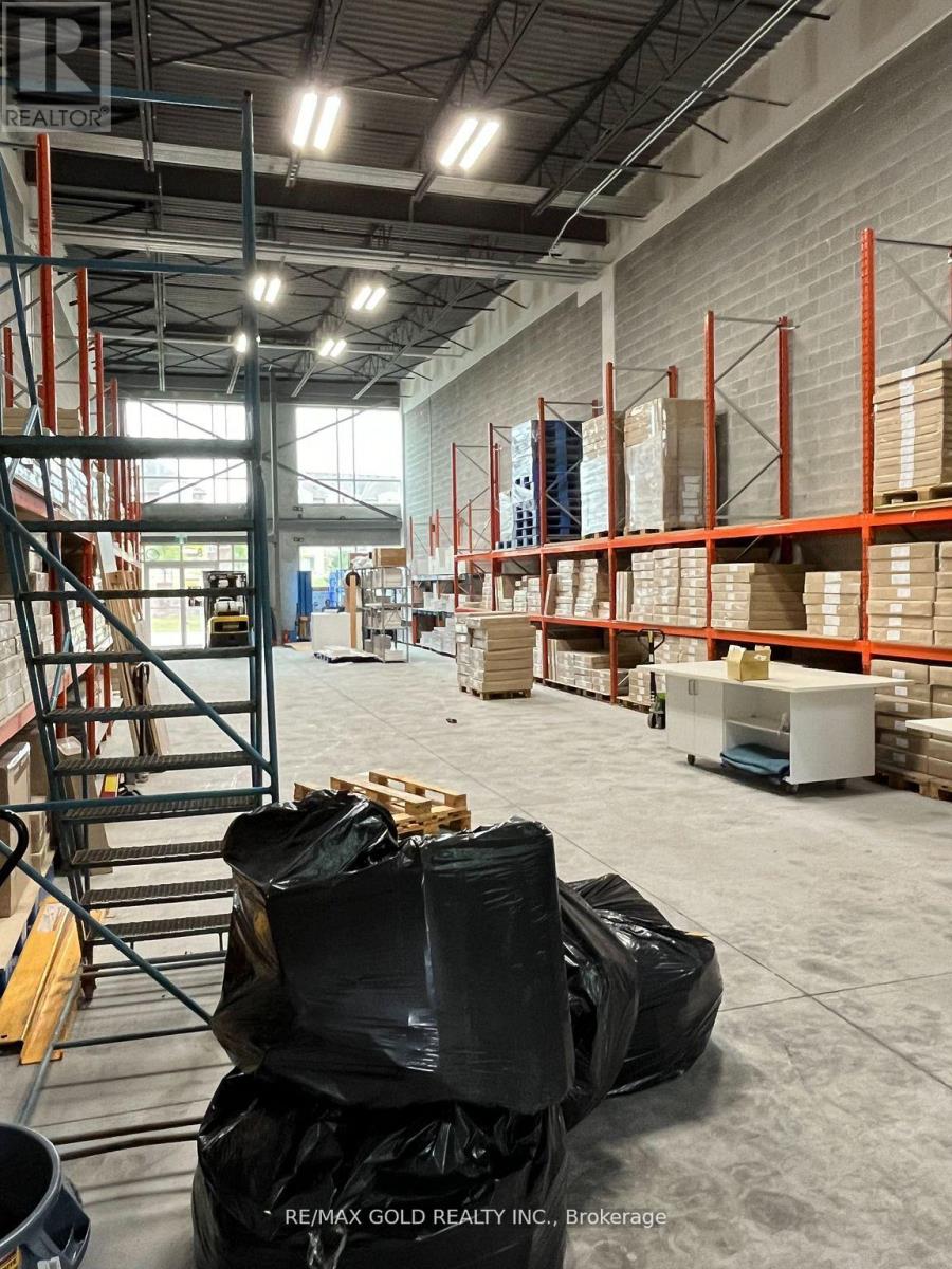 8 - 10950 Woodbine Avenue, Markham, Ontario  L6C 3L4 - Photo 3 - N12485405