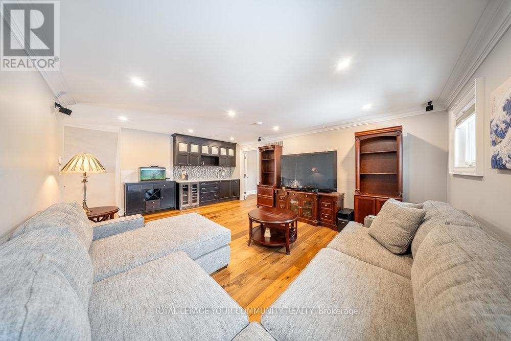 1551 Warland Road, Oakville, Ontario  L6L 1N4 - Photo 20 - W12323502