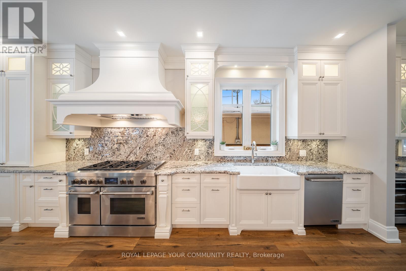 1551 Warland Road, Oakville, Ontario  L6L 1N4 - Photo 9 - W12323502