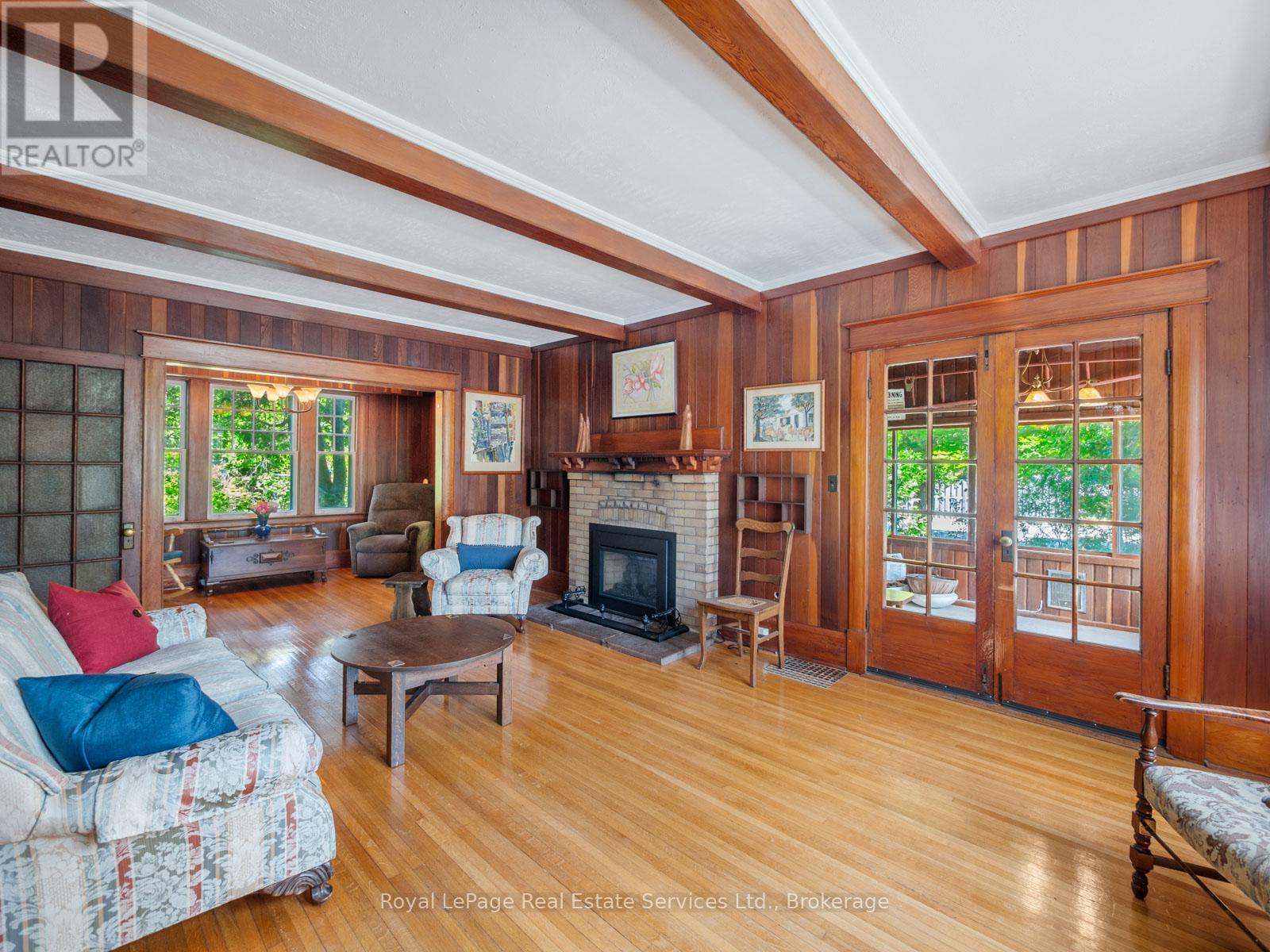 3175 Lakeshore Road W, Oakville, Ontario  L6L 1J7 - Photo 12 - W12486133