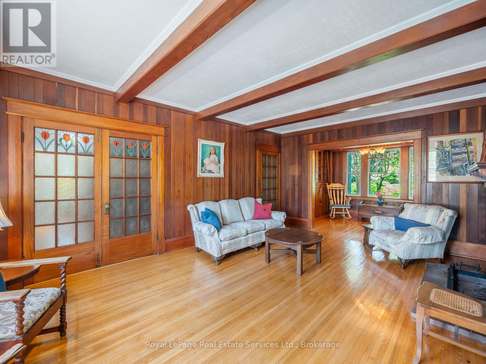 3175 Lakeshore Road W, Oakville, Ontario  L6L 1J7 - Photo 13 - W12486133