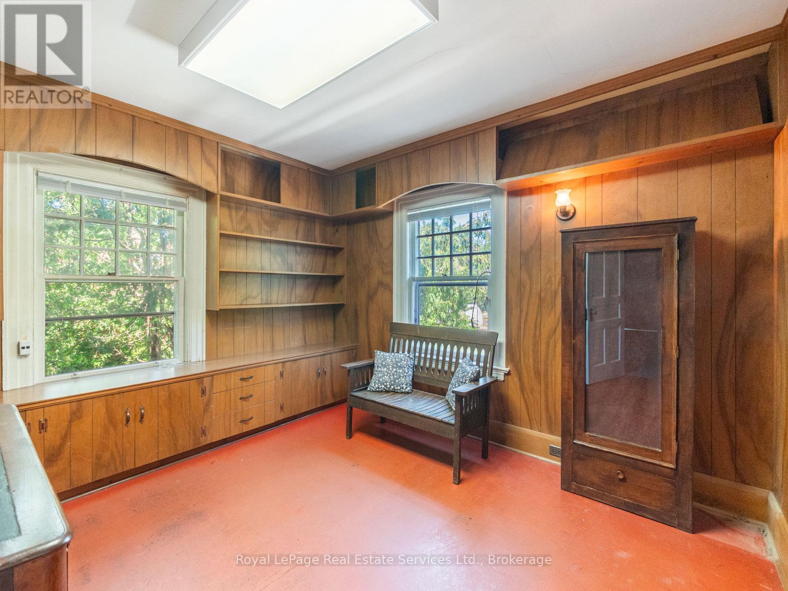 3175 Lakeshore Road W, Oakville, Ontario  L6L 1J7 - Photo 25 - W12486133