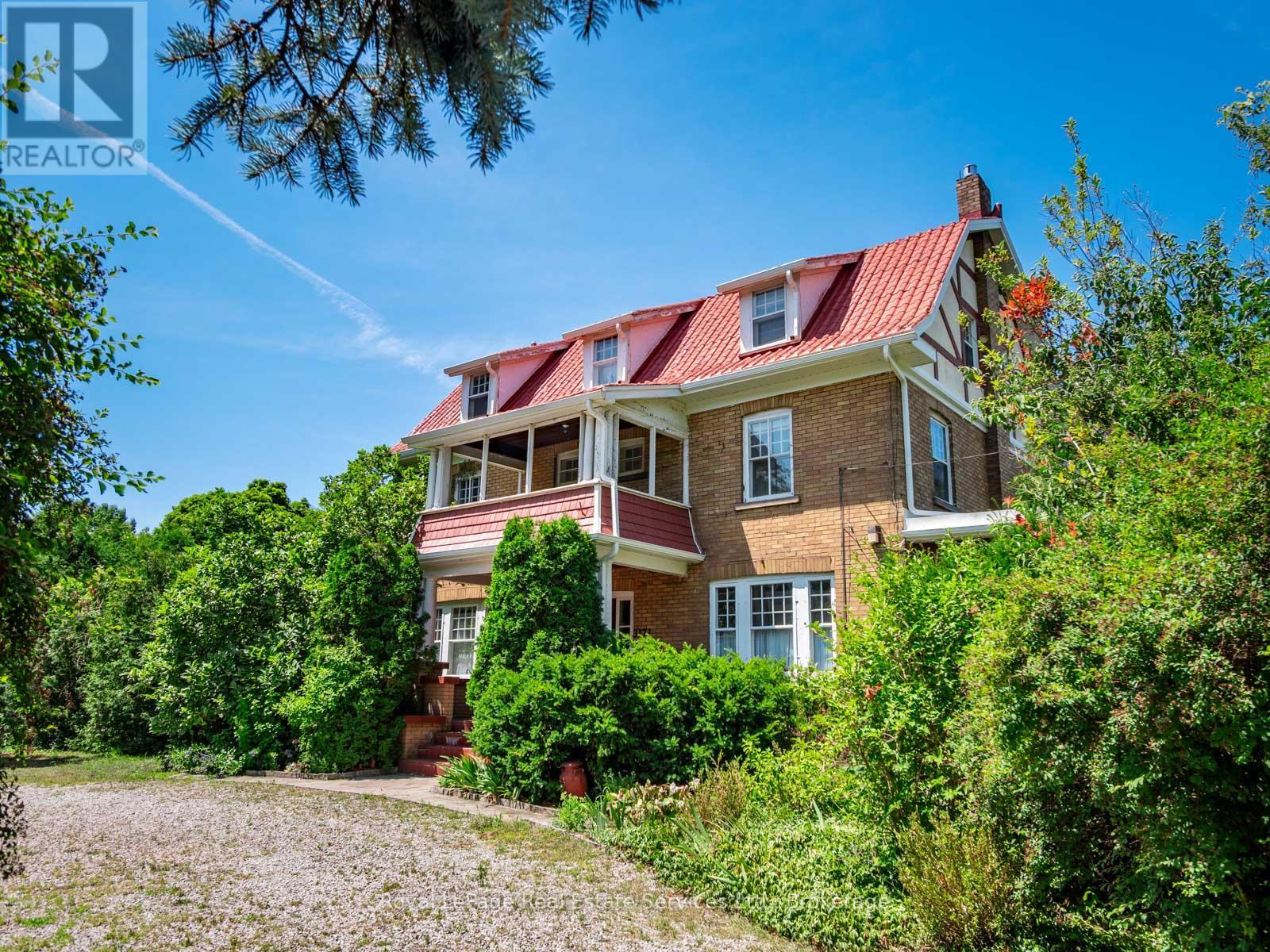 3175 Lakeshore Road W, Oakville, Ontario  L6L 1J7 - Photo 3 - W12486133