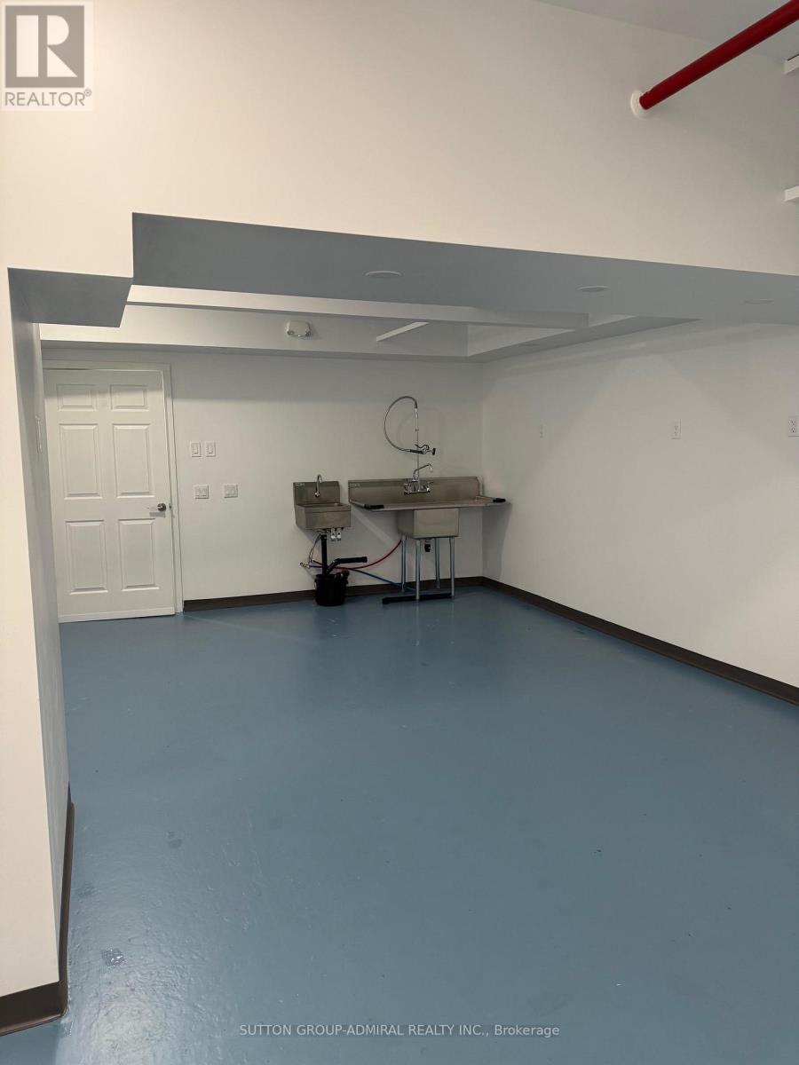 3 - 70 Vanley Crescent, Toronto (York University Heights), Ontario  M3J 2B8 - Photo 25 - W12444296