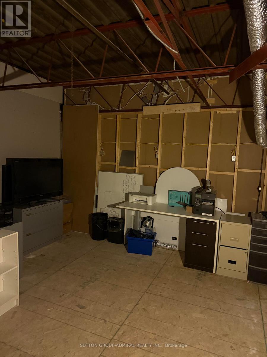 3 - 70 Vanley Crescent, Toronto (York University Heights), Ontario  M3J 2B8 - Photo 35 - W12444296