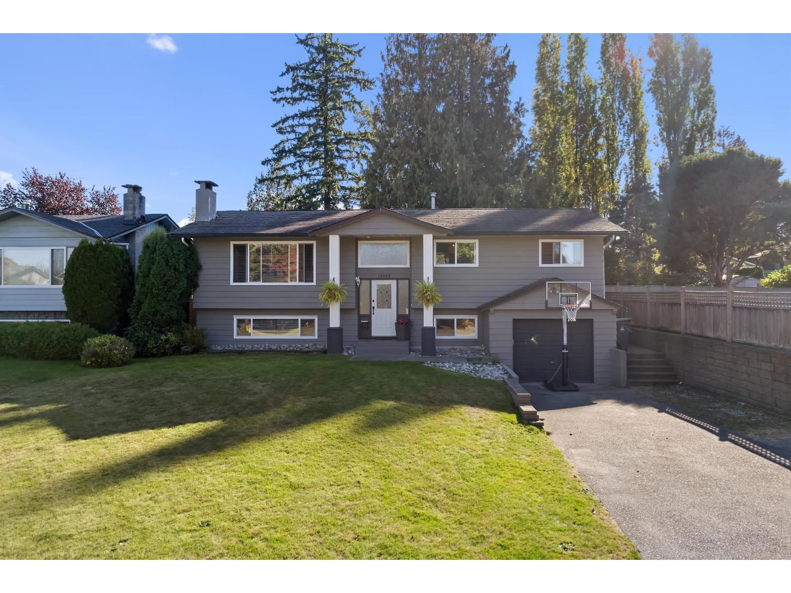 17022 HEREFORD PLACE, Surrey, British Columbia