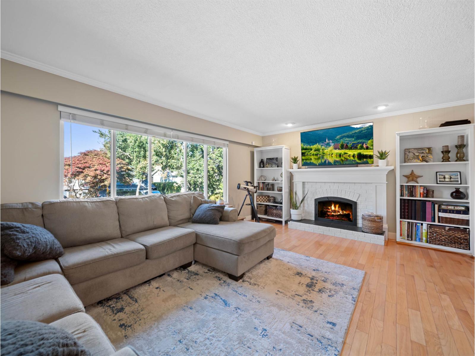 17022 Hereford Place, Surrey, British Columbia  V3S 4X1 - Photo 7 - R3062539