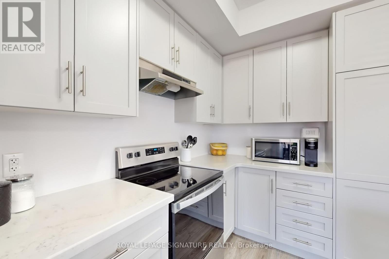 37 - 10 Birmingham Drive, Cambridge, Ontario  N1R 8K5 - Photo 10 - X12440149