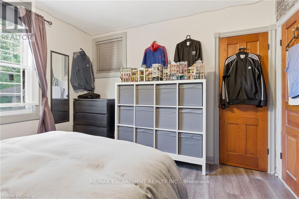 267 Thayer Avenue, Hamilton, Ontario  L9A 1J6 - Photo 23 - X12486039