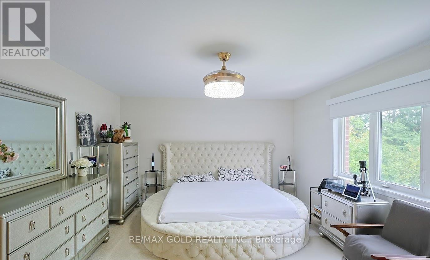 7892 Odell Crescent, Niagara Falls, Ontario  L2H 3R6 - Photo 22 - X12486050