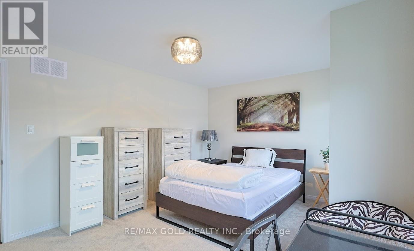 7892 Odell Crescent, Niagara Falls, Ontario  L2H 3R6 - Photo 27 - X12486050