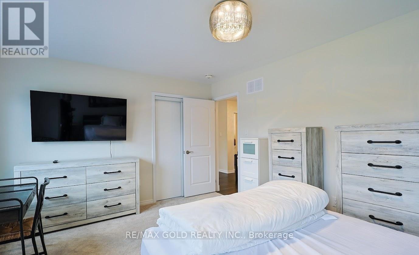 7892 Odell Crescent, Niagara Falls, Ontario  L2H 3R6 - Photo 28 - X12486050