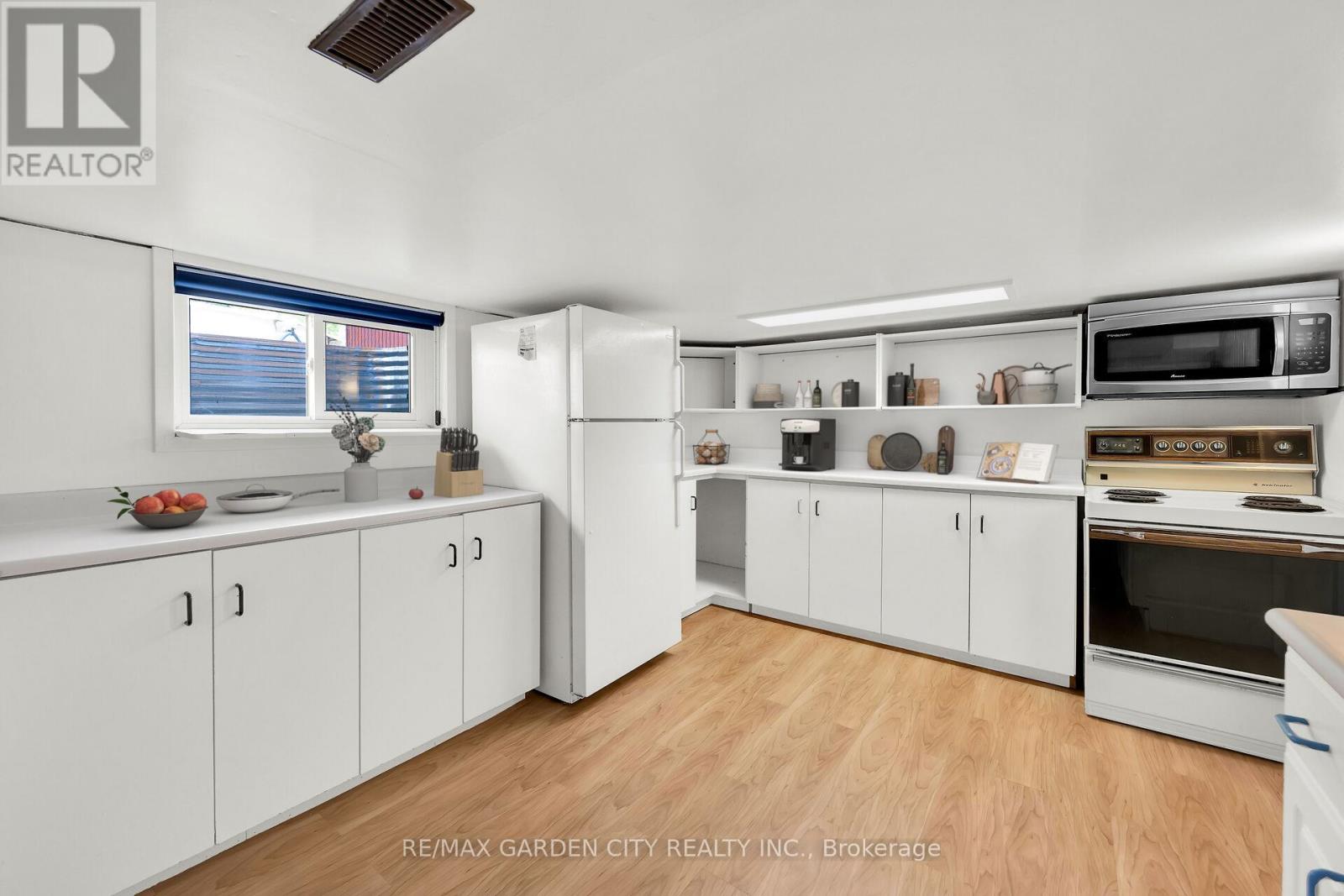 4889 Cherrywood Drive, Lincoln, Ontario  L3J 0L5 - Photo 24 - X12486055