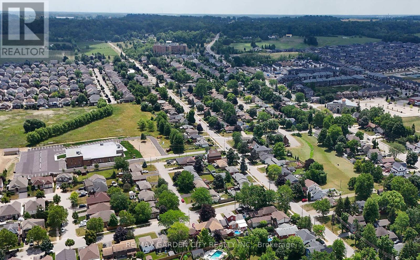 4889 Cherrywood Drive, Lincoln, Ontario  L3J 0L5 - Photo 36 - X12486055