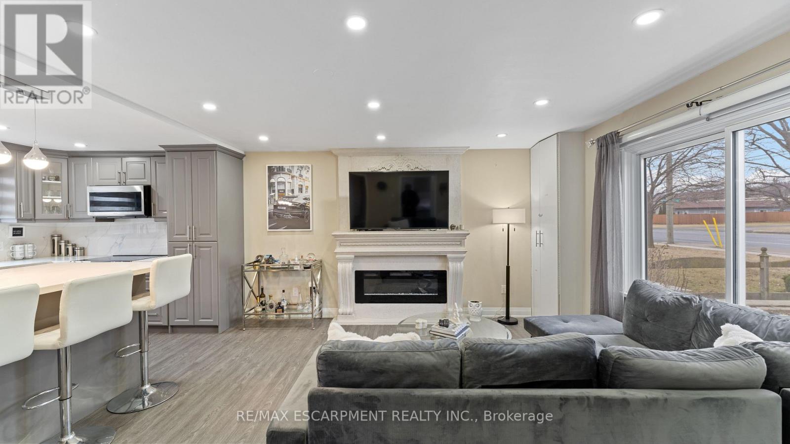 249 Highway 8, Hamilton, Ontario  L8G 1E2 - Photo 10 - X12486063