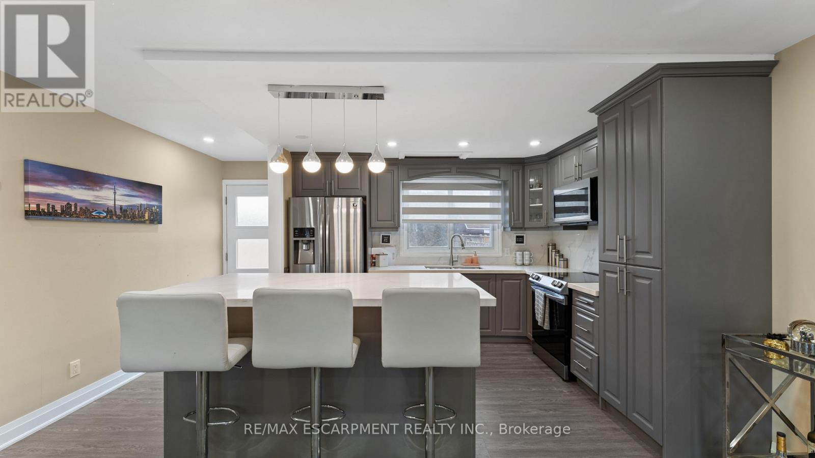 249 Highway 8, Hamilton, Ontario  L8G 1E2 - Photo 16 - X12486063