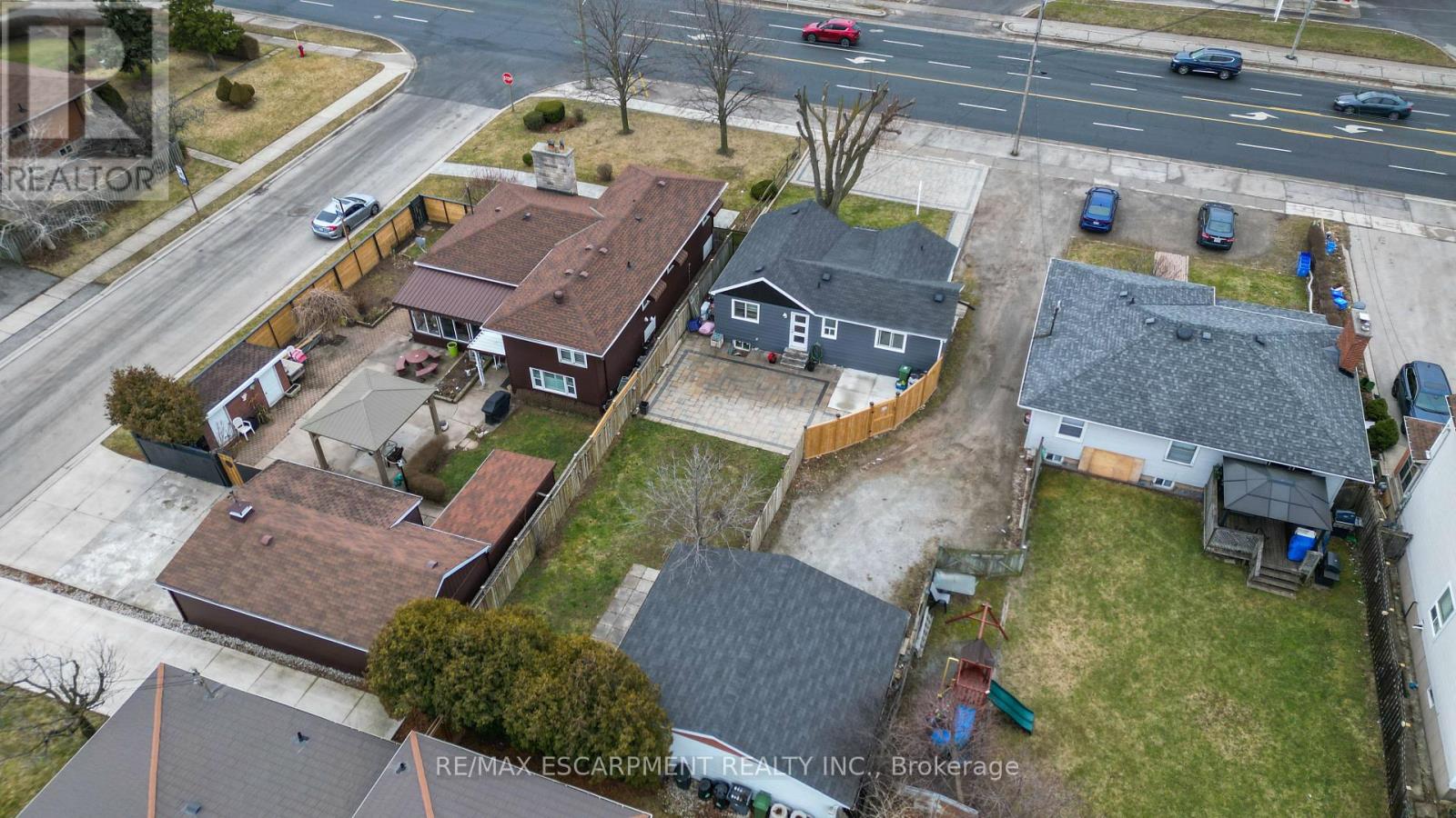 249 Highway 8, Hamilton, Ontario  L8G 1E2 - Photo 6 - X12486063