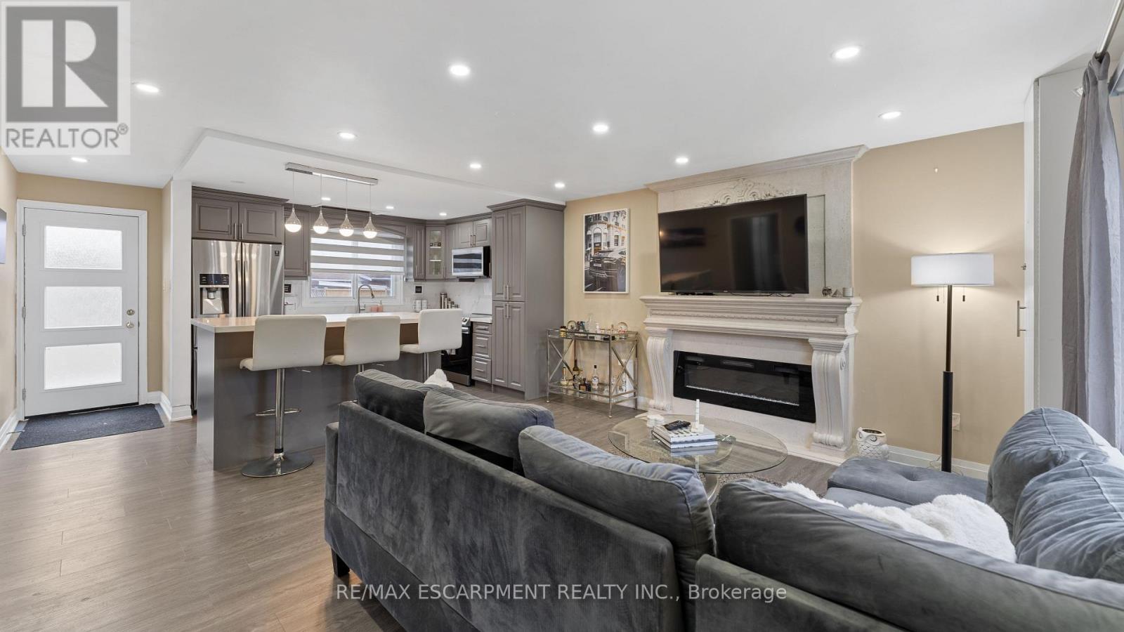 249 Highway 8, Hamilton, Ontario  L8G 1E2 - Photo 9 - X12486063