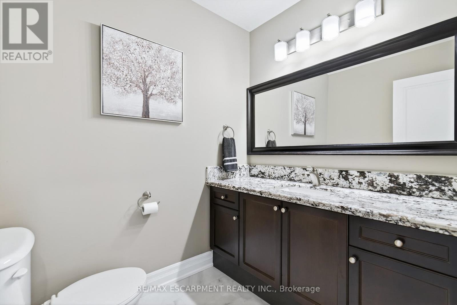 79 Assisi Street, Hamilton, Ontario  L8W 0A4 - Photo 5 - X12486080