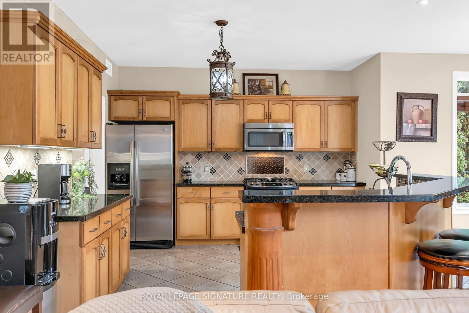 26 Frasson Drive, Guelph, Ontario  N1E 7J9 - Photo 16 - X12435774