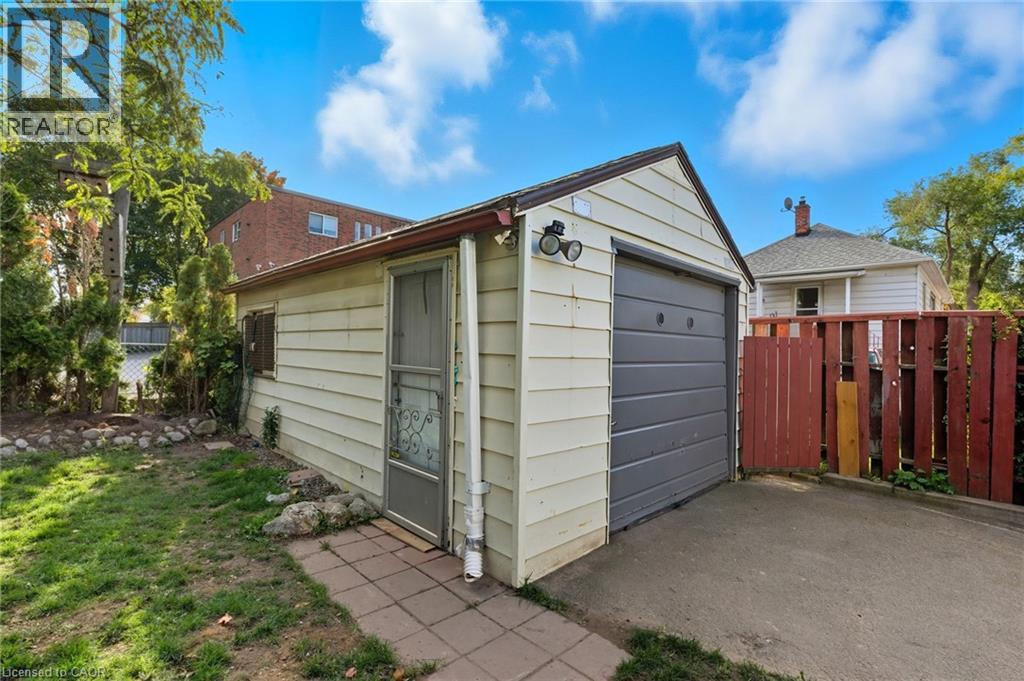 4 Manning Street, St. Catharines, Ontario  L2R 1H9 - Photo 20 - 40783710