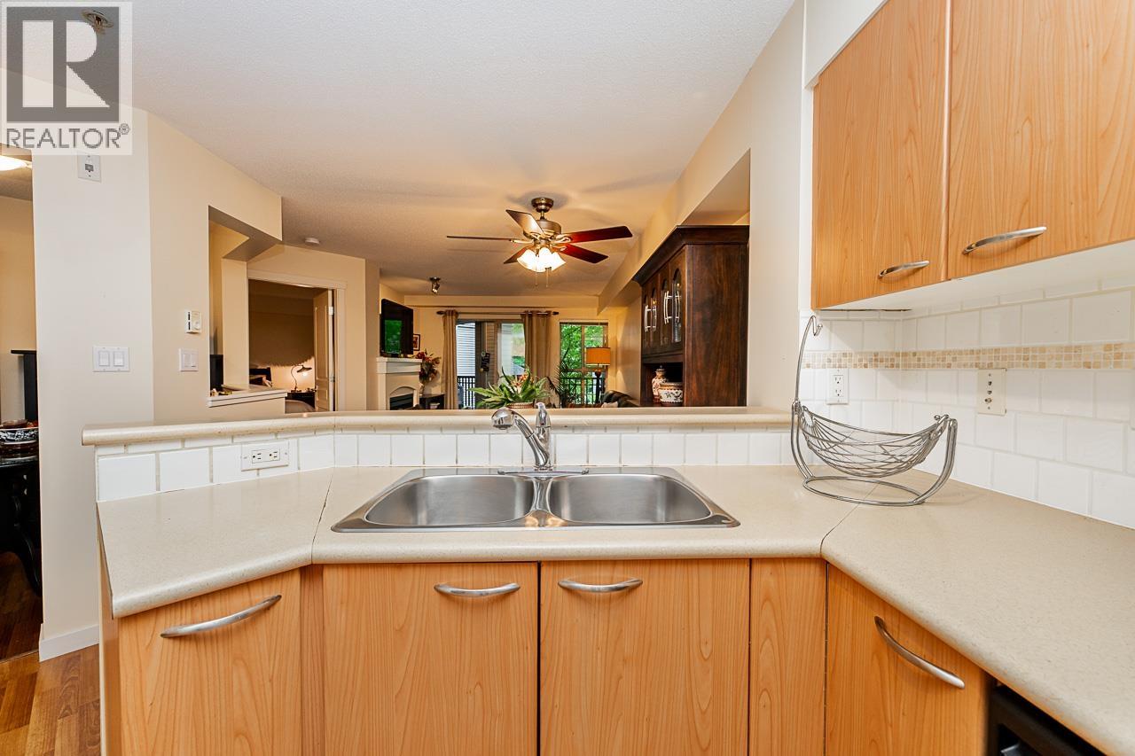 206 2958 Silver Springs Boulevard, Coquitlam, British Columbia  V3E 3R9 - Photo 13 - R3062484