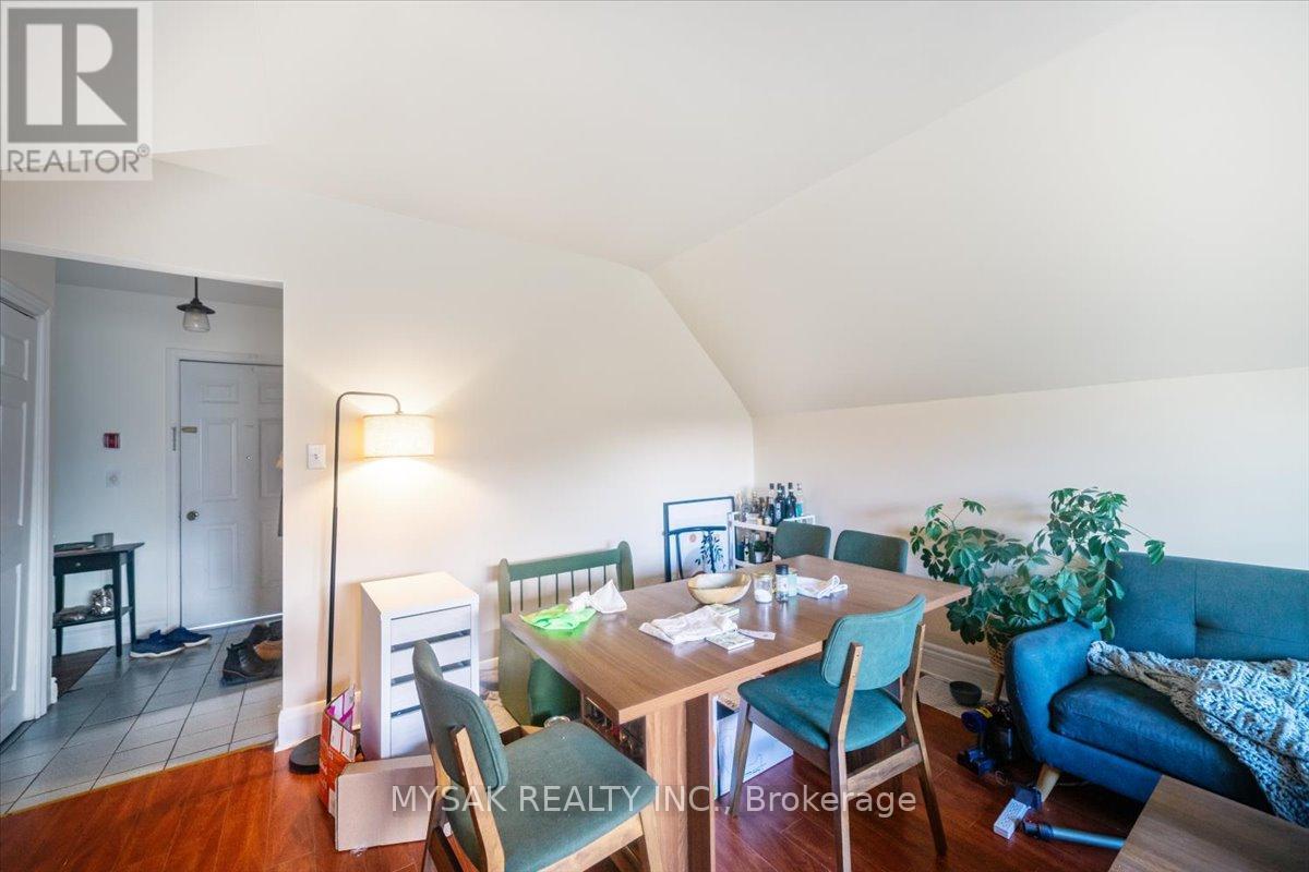 137 Annette Street, Toronto, Ontario  M6P 1N9 - Photo 18 - W12485110