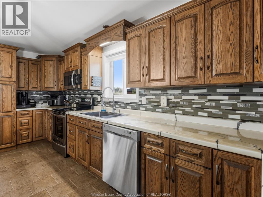 9 Hazel, Kingsville, Ontario  N9Y 0A8 - Photo 12 - 25027393