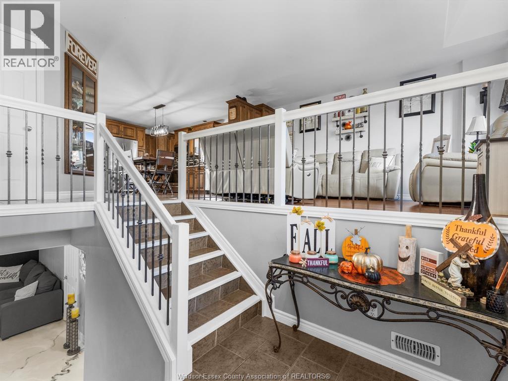 9 Hazel, Kingsville, Ontario  N9Y 0A8 - Photo 4 - 25027393