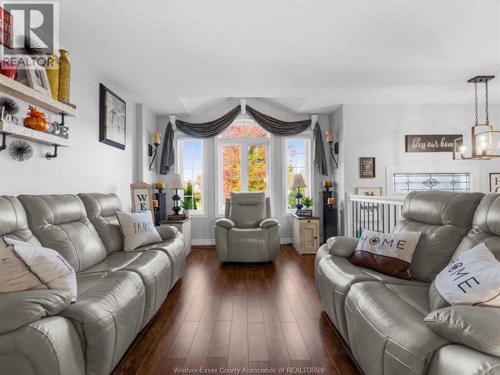 9 Hazel, Kingsville, Ontario  N9Y 0A8 - Photo 6 - 25027393