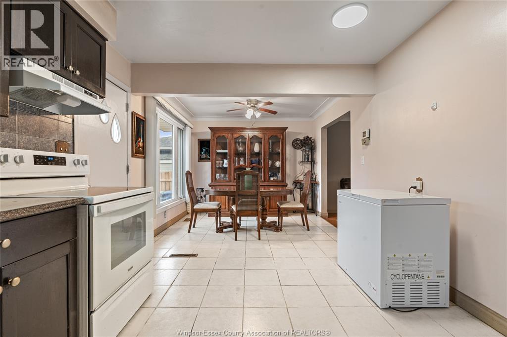 2915 St. Patrick's, Windsor, Ontario  N9E 3G8 - Photo 9 - 25027376
