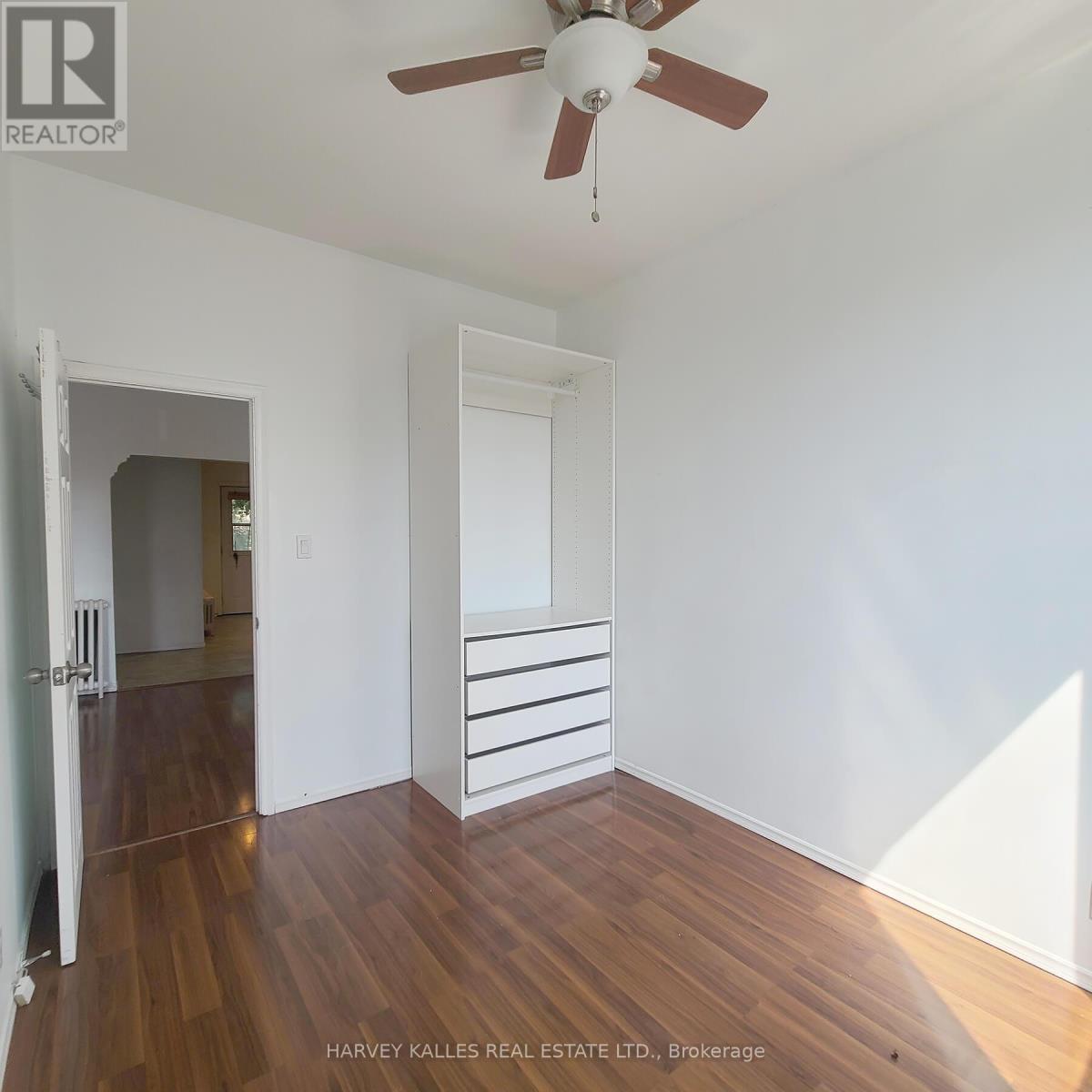 2nd Floor - 206 Augusta Avenue, Toronto, Ontario  M5T 2L6 - Photo 11 - C12456098