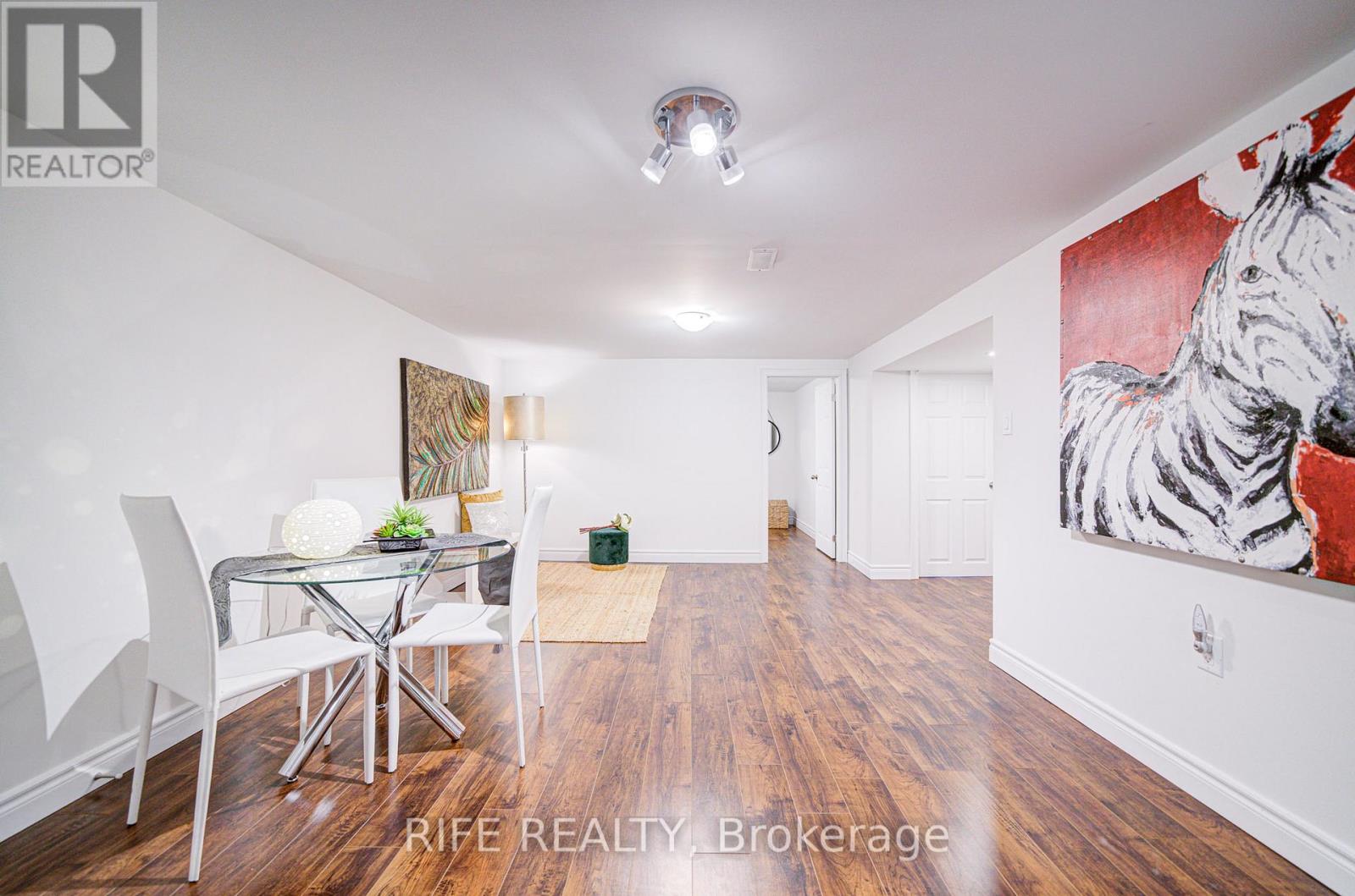 306 Wenlock Avenue, Richmond Hill, Ontario  L4C 1M7 - Photo 19 - N12470584