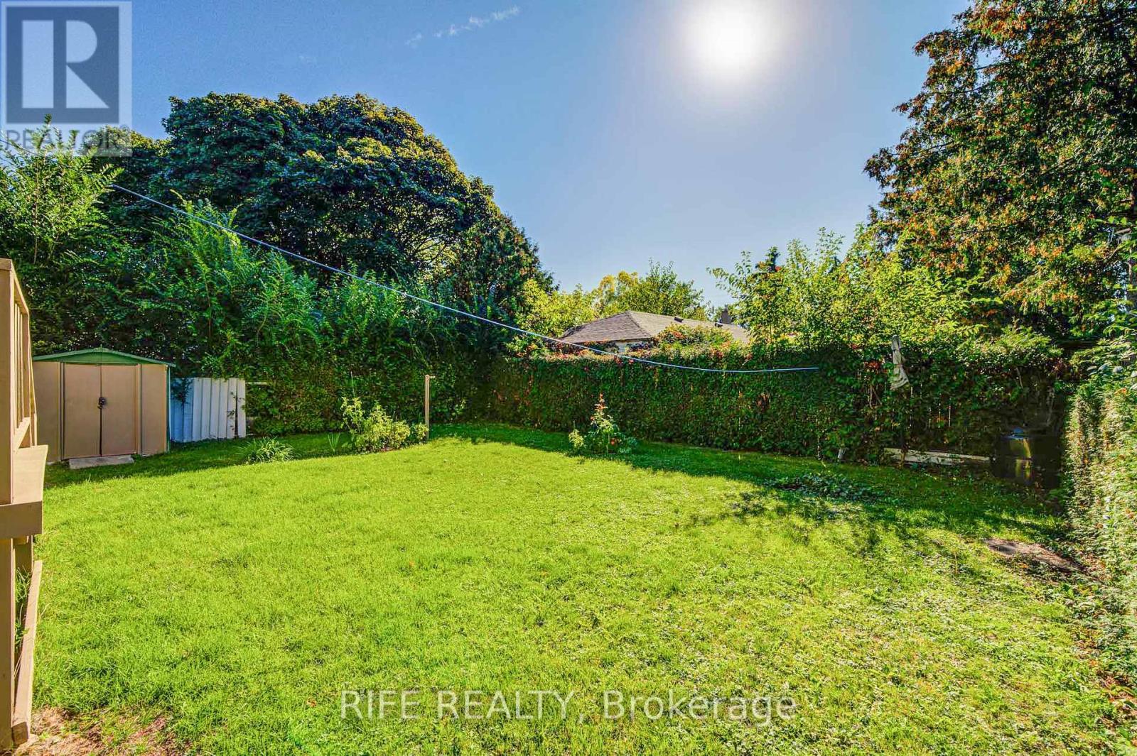 306 Wenlock Avenue, Richmond Hill, Ontario  L4C 1M7 - Photo 24 - N12470584