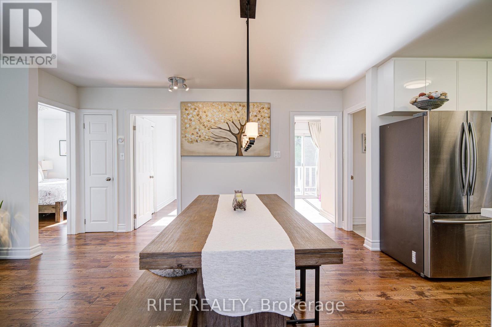 306 Wenlock Avenue, Richmond Hill, Ontario  L4C 1M7 - Photo 6 - N12470584