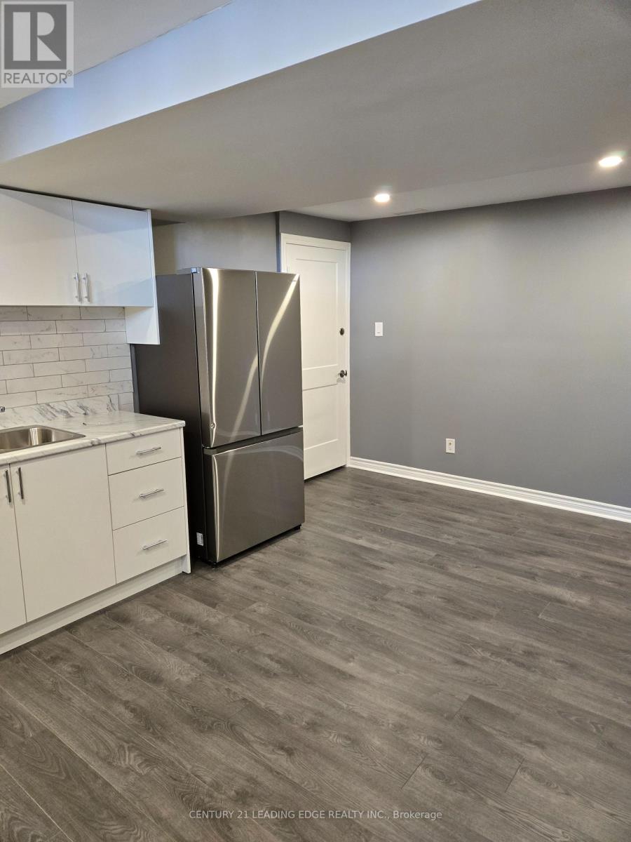 10 Lambton Avenue, Toronto, Ontario  M6N 2S1 - Photo 7 - W12424421