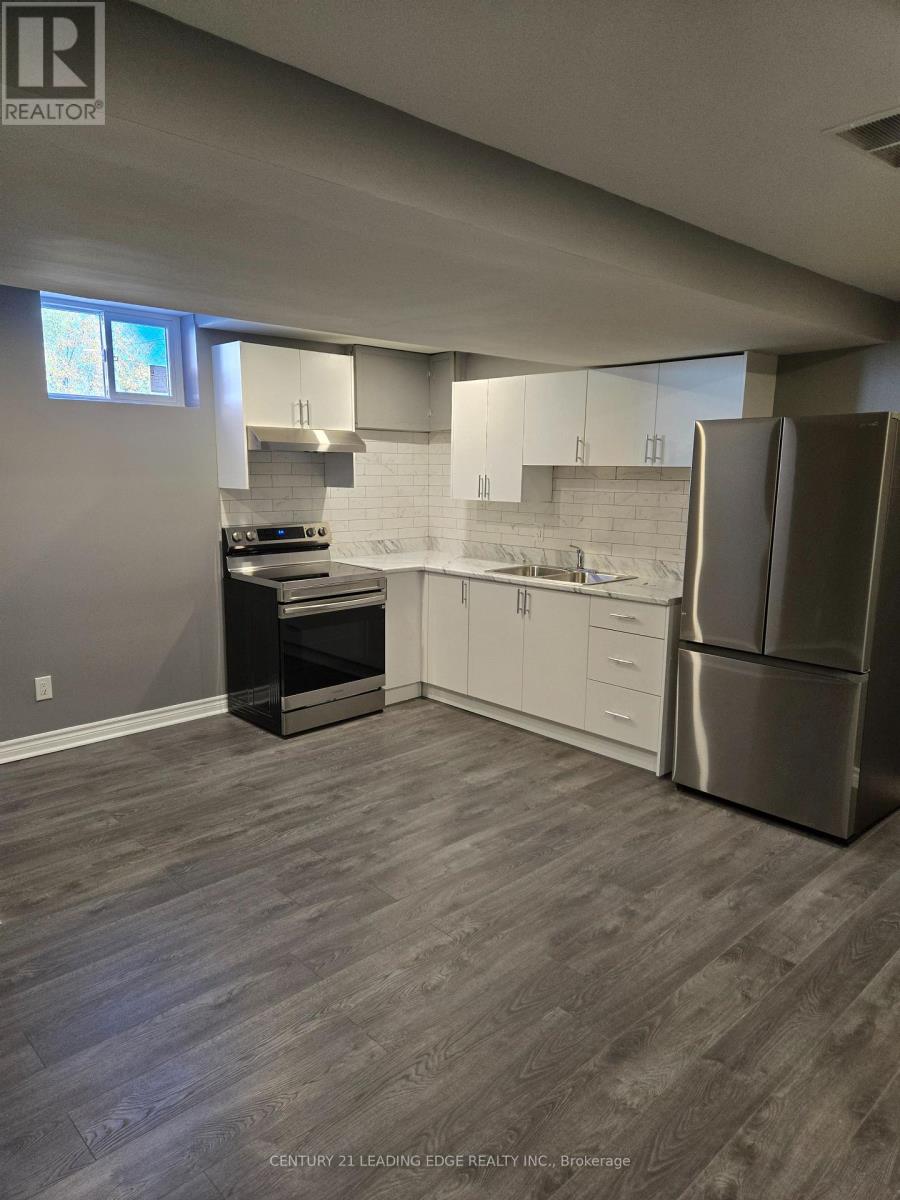 10 Lambton Avenue, Toronto, Ontario  M6N 2S1 - Photo 10 - W12424421