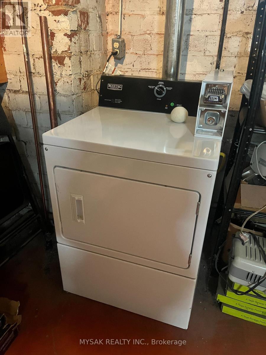 137 Annette Street, Toronto, Ontario  M6P 1N9 - Photo 37 - W12485110