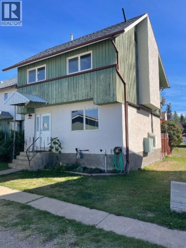 33 5320 MOUNTAINVIEW DRIVE, Fort Nelson, British Columbia