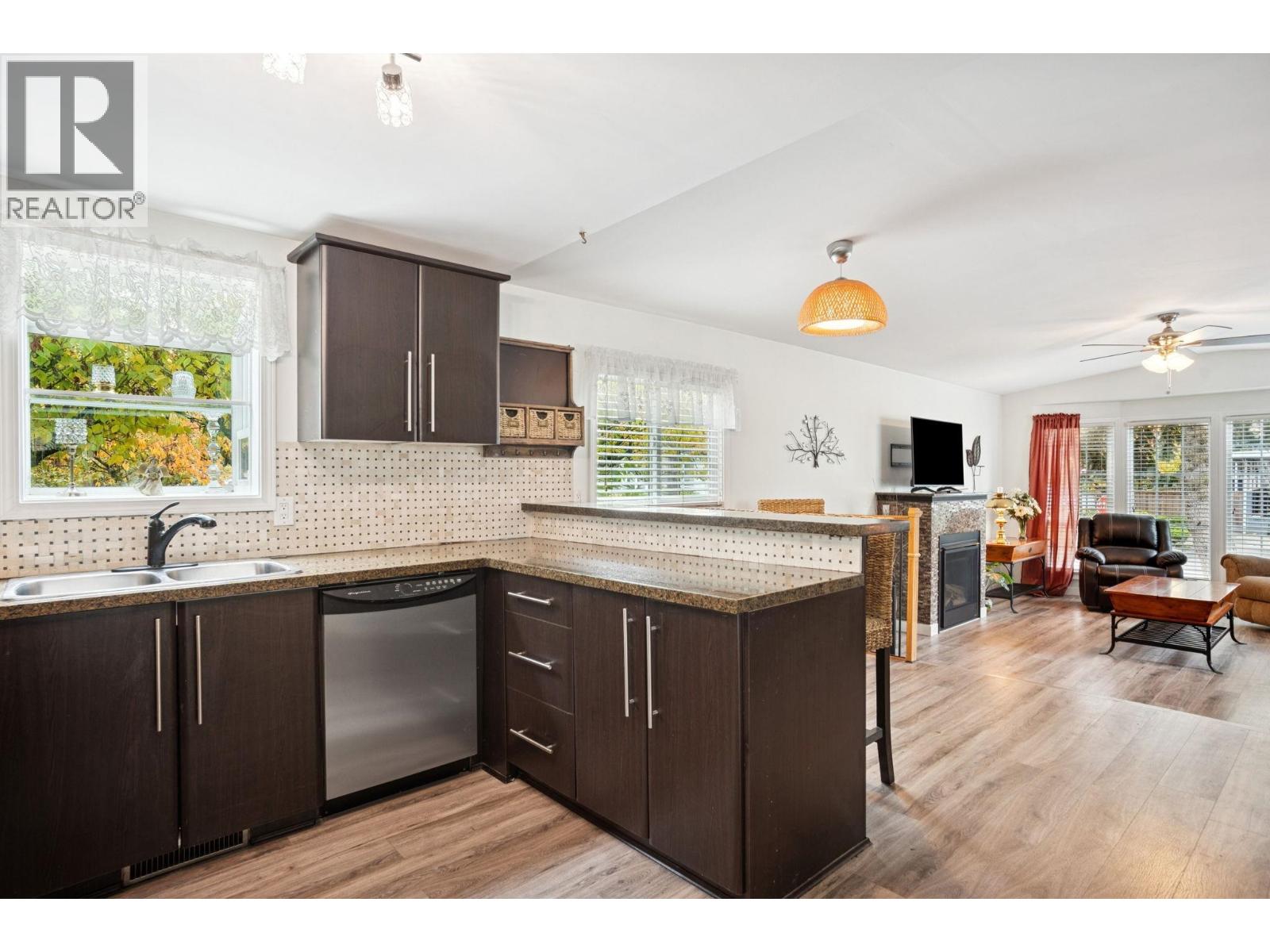 47 145 King Edward Street, Coquitlam, British Columbia  V3K 6L4 - Photo 11 - R3062017